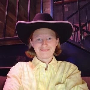 Meet your Posher, Rachel